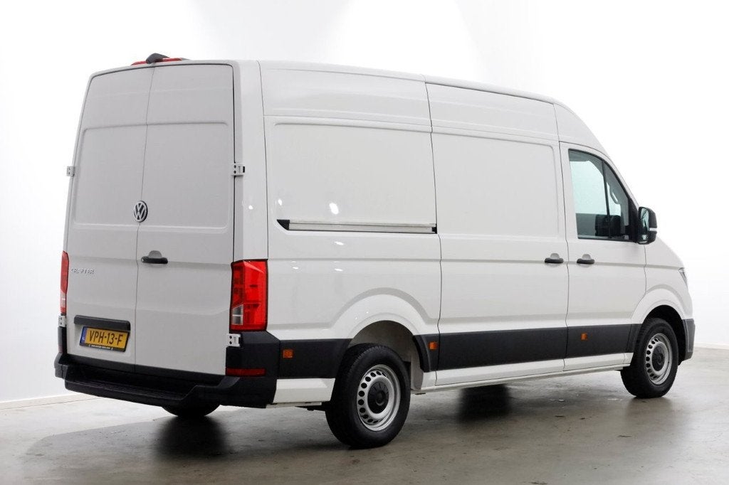 Volkswagen Crafter 30 2.0 TDI E6 L3H3 (L2H2) Airco/Navi/Came, Auto's, Bestelauto's, Voorwielaandrijving, Gebruikt, 4 cilinders