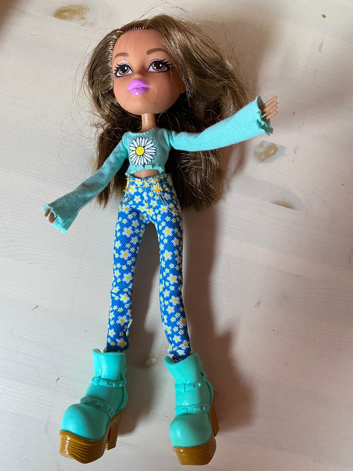 Bratz remix Doll - Yasmin, Ophalen of Verzenden, Zo goed als nieuw, Overige typen