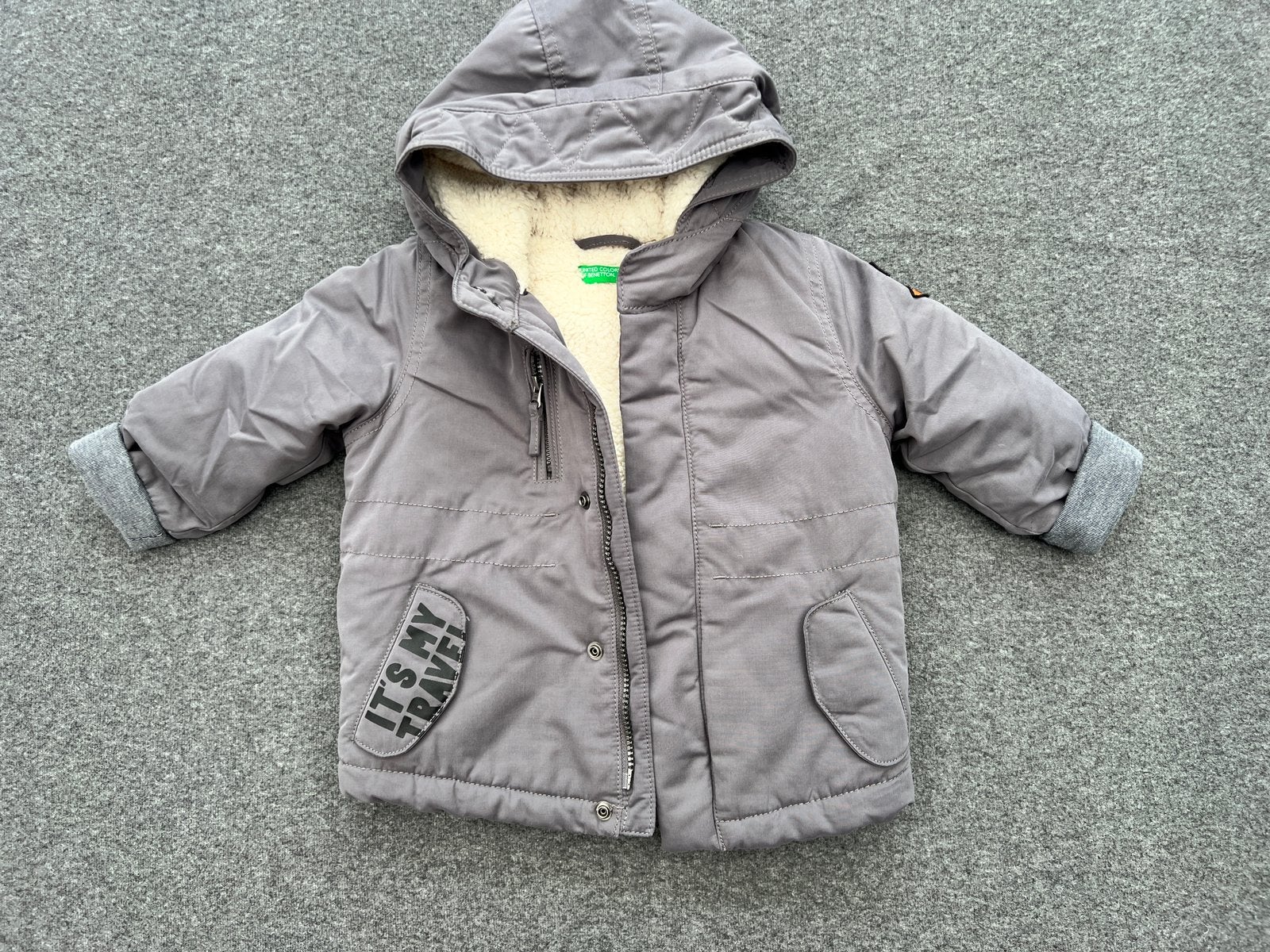 United Colors of Benetton winterjas – maat 80 – zeer warm, Kinderen en Baby's, Babykleding | Maat 80, Ophalen of Verzenden, Zo goed als nieuw