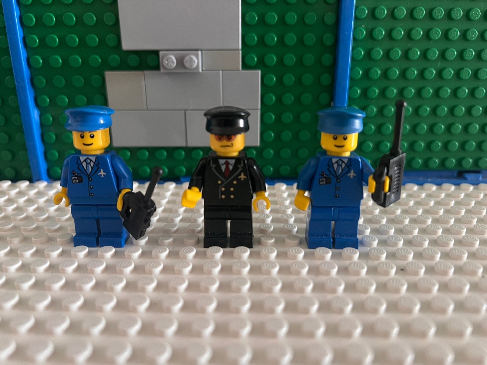 Lwgo vliegtuig piloten minifiguren, Ophalen of Verzenden, Zo goed als nieuw, Duplo