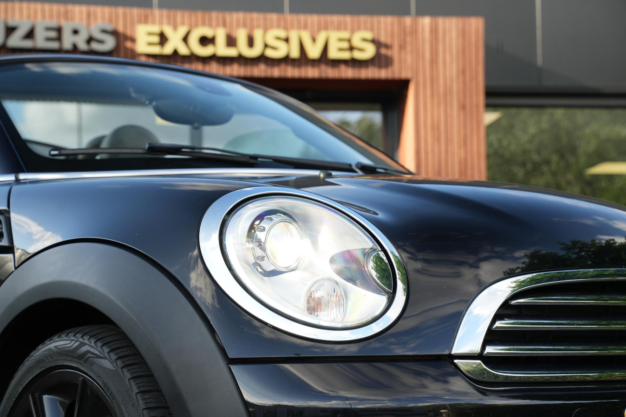 MINI Roadster 1.6 Cooper Chili Cabrio Cruise Clima Navigatie, Voorwielaandrijving, Euro 5, Gebruikt, Zwart