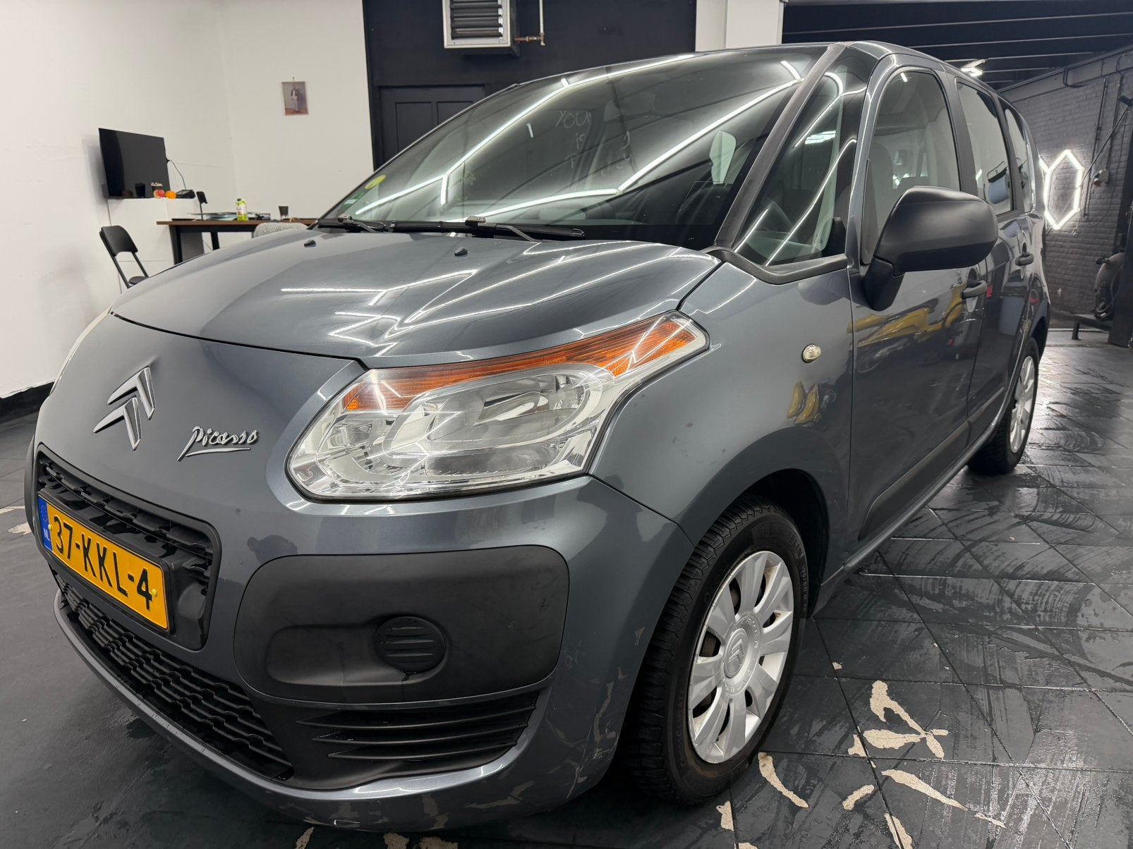 Citroën C3 Picasso 1.4 VTI 2010 Grijs bezorgen mogelijk!!!, Voorwielaandrijving, Bedrijf, 1397 cc, 1100 kg