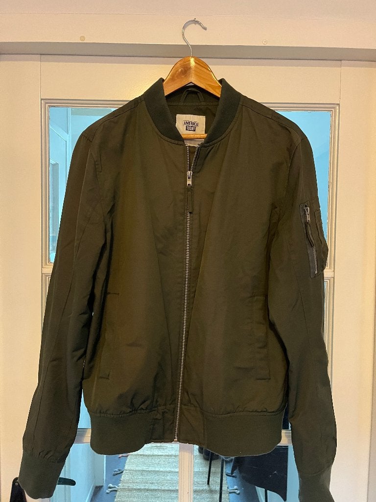 America Today Bomberjack Legergroen - Maat M, Kleding | Dames, Maat 38/40 (M), Zwart, Ophalen of Verzenden, Zo goed als nieuw