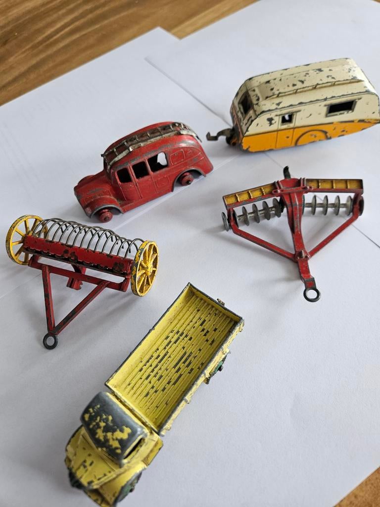 Setje oude Dinky Toys, Ophalen of Verzenden, Gebruikt