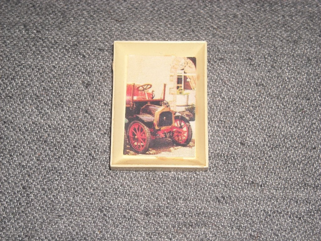 Caroline's Home schilderij 'antieke auto' - past in Lundby, Verzamelen, Ophalen of Verzenden, Gebruikt, Poppenhuis