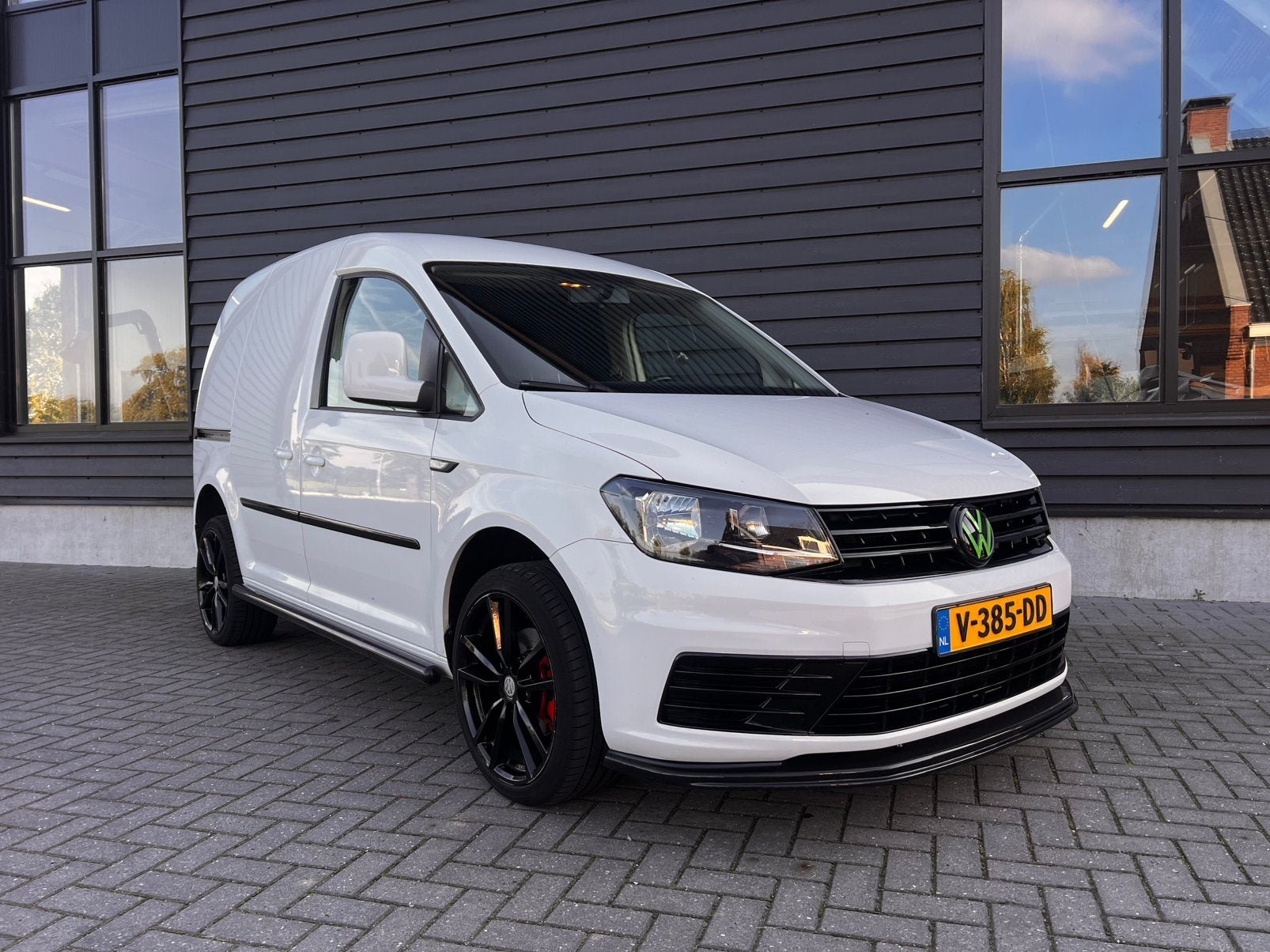 Volkswagen Caddy 1.6 D 55KW 2017, Euro 5, Stof, 74 pk, Zwart