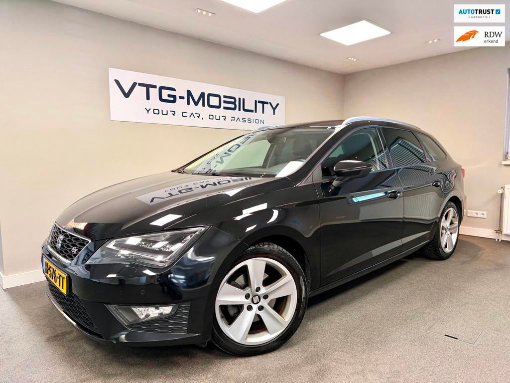 Seat Leon ST 1.4 EcoTSI FR Connect Navi|PDC V/A|CarPlay|Xeno, Gebruikt, 4 cilinders, 150 pk, Leon