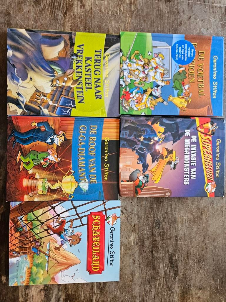 Geronimo Stilton boeken - 5-delige set, Boeken, Ophalen of Verzenden, Gelezen, Geronimo Stilton, Fictie algemeen