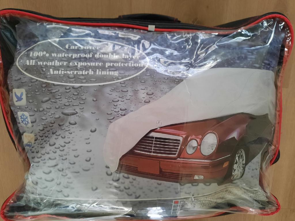 Autohoes maat m, waterdicht met fleece binnenvoering, Auto diversen, Autohoezen, Ophalen, Zo goed als nieuw