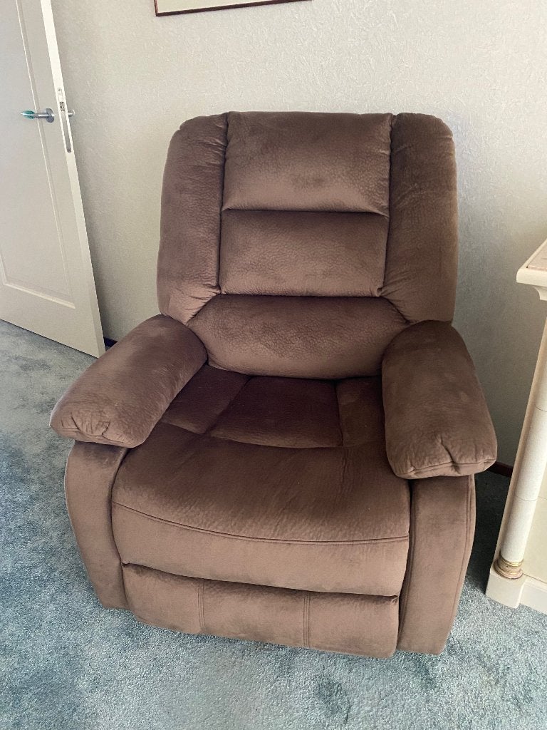 Relax- en sta op stoel z.g.a.n., Ophalen, Past in ieder interieur, tijdloos model, Minder dan 75 cm, Zo goed als nieuw