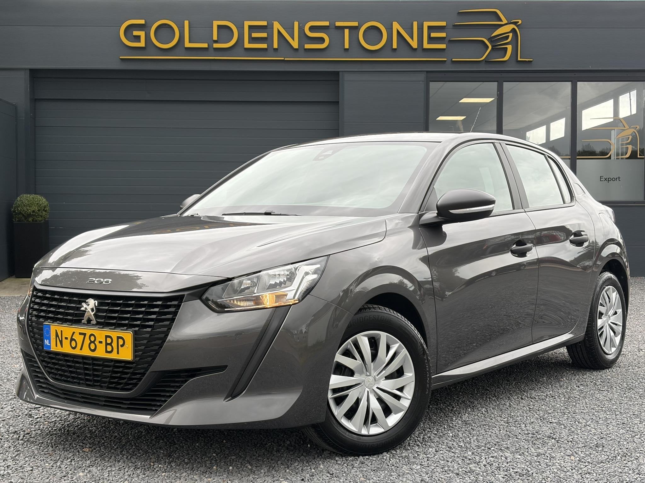 Peugeot 208 1.2 PureTech Like ✓Carplay✓Navi✓2e Eigenaa, Voorwielaandrijving, Dealer onderhouden, Stof, Euro 6