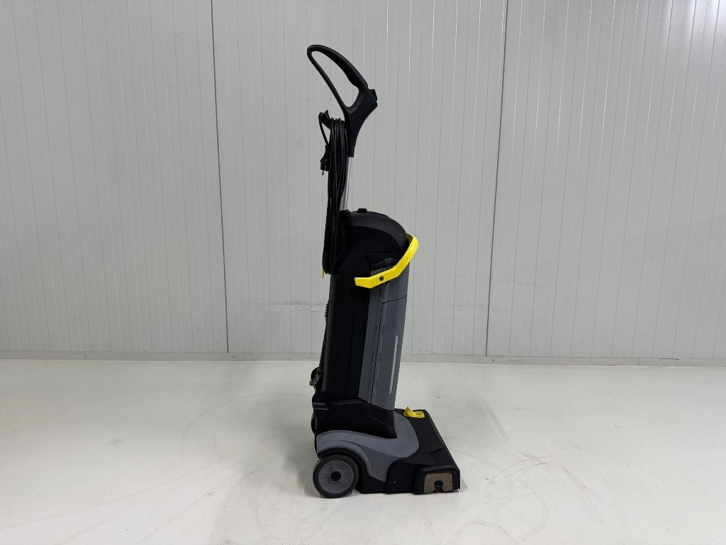 KARCHER SCHROBMACHINE BR 30/4 C, Ophalen of Verzenden, Zo goed als nieuw, Schrobmachine