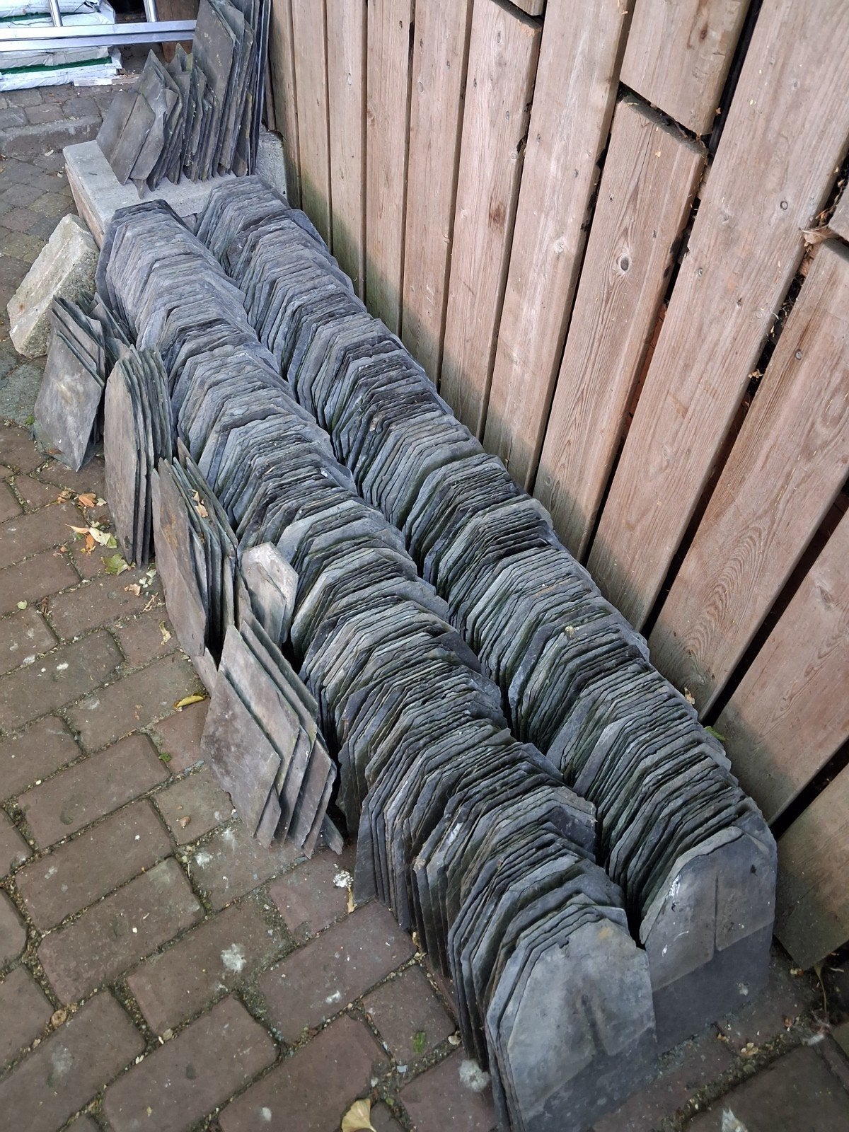 dakleien ., Doe-het-zelf en Verbouw, Dakpannen en Dakbedekking, Ophalen, Steen of Klei, Zwart, 15 m² of meer