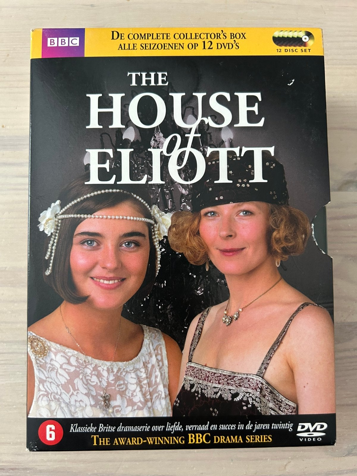 House of Elliot complete serie (1-3), Vanaf 6 jaar, Ophalen of Verzenden, Zo goed als nieuw, Drama