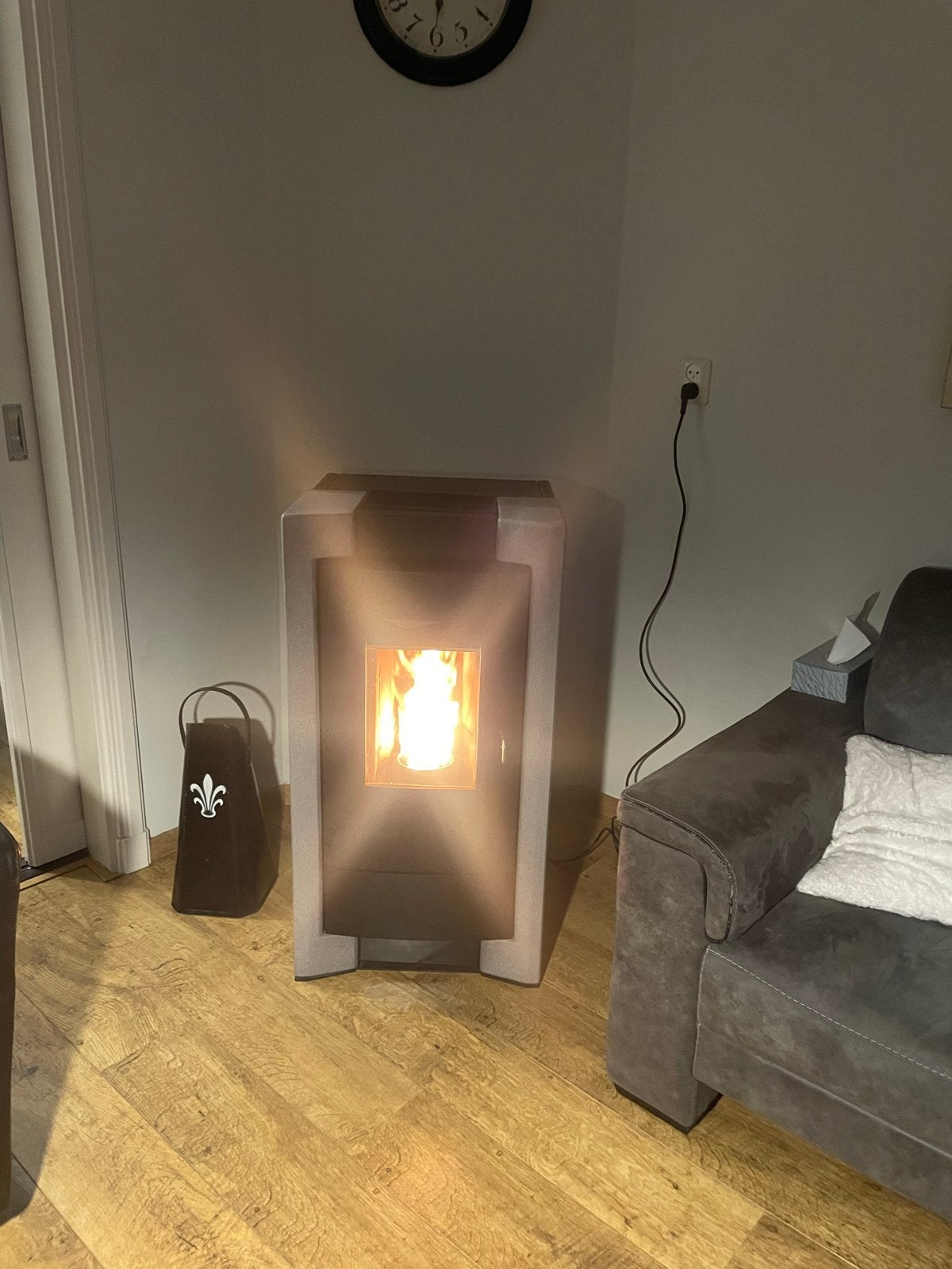 Rika Como Pelletkachel - 9 kw Zo goed als nieuw, Ophalen, Overige brandstoffen, Zo goed als nieuw, Pelletkachel