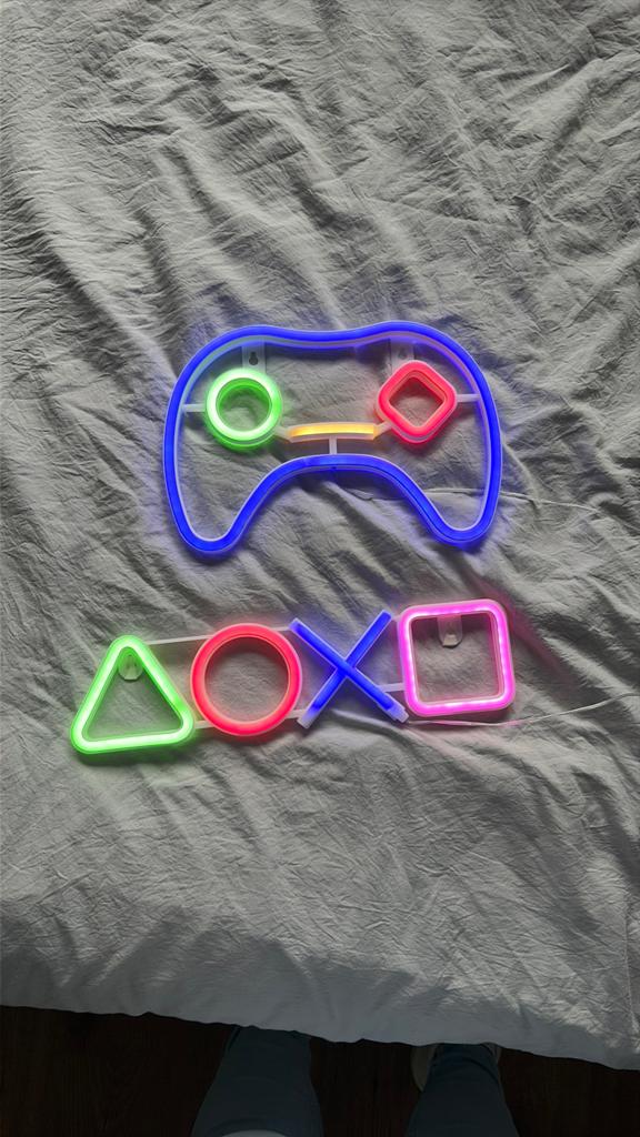 Neon gaming verlichting, Ophalen of Verzenden, Zo goed als nieuw, E27 (groot), Led-lamp