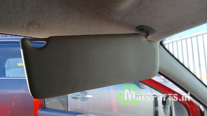 Zonneklep van een Renault Twingo, Gebruikt, -, Renault, -