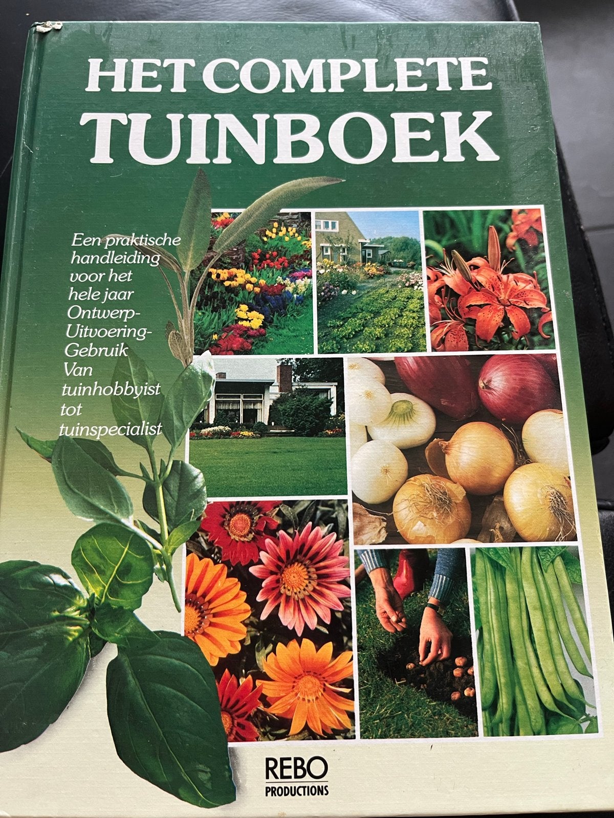 Het Complete Tuinboek - Praktische Handleiding, Ophalen of Verzenden, Gelezen, Tuinieren en Tuinplanten