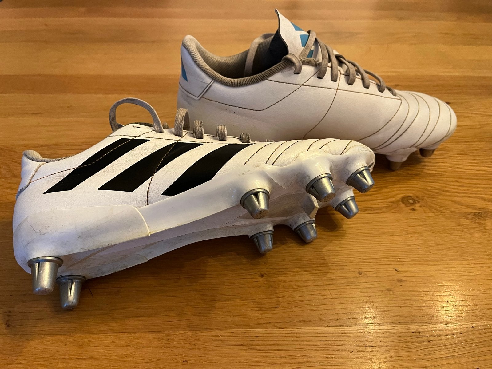 Adidas Kakari rugbyschoenen - Maat 41,5, Sport en Fitness, Ophalen of Verzenden, Gebruikt, Schoenen