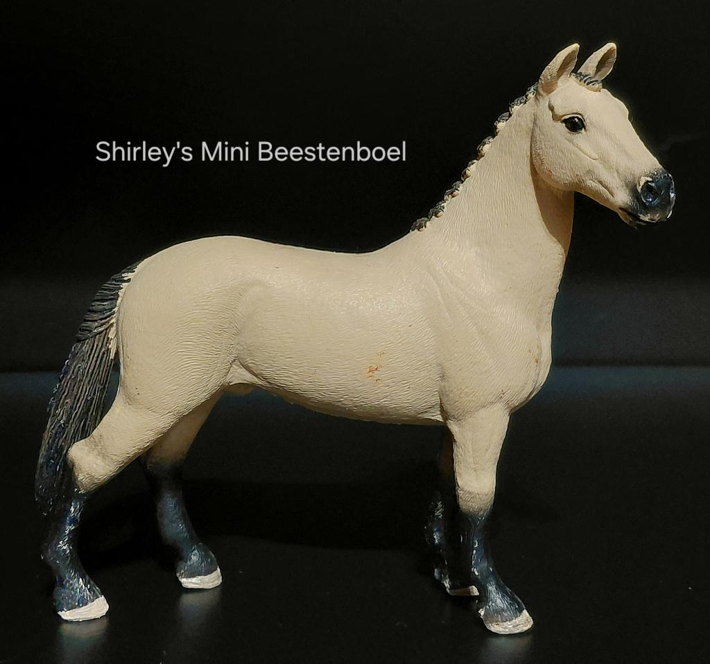 schleich hannoveraan hengst, Ophalen of Verzenden, Gebruikt, Paard, Beeldje of Figuurtje