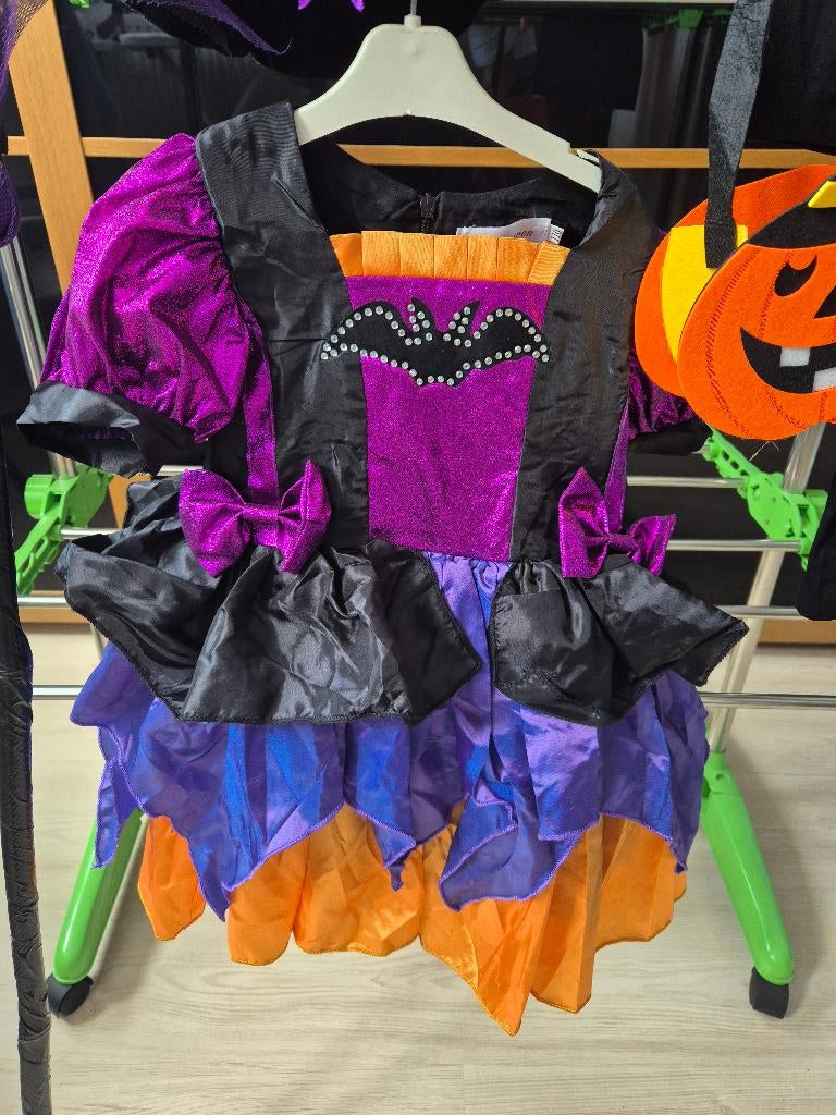 Halloween Heksen jurkje met accessoires, Kinderen en Baby's, Ophalen of Verzenden, Zo goed als nieuw, 110 t/m 116, Meisje