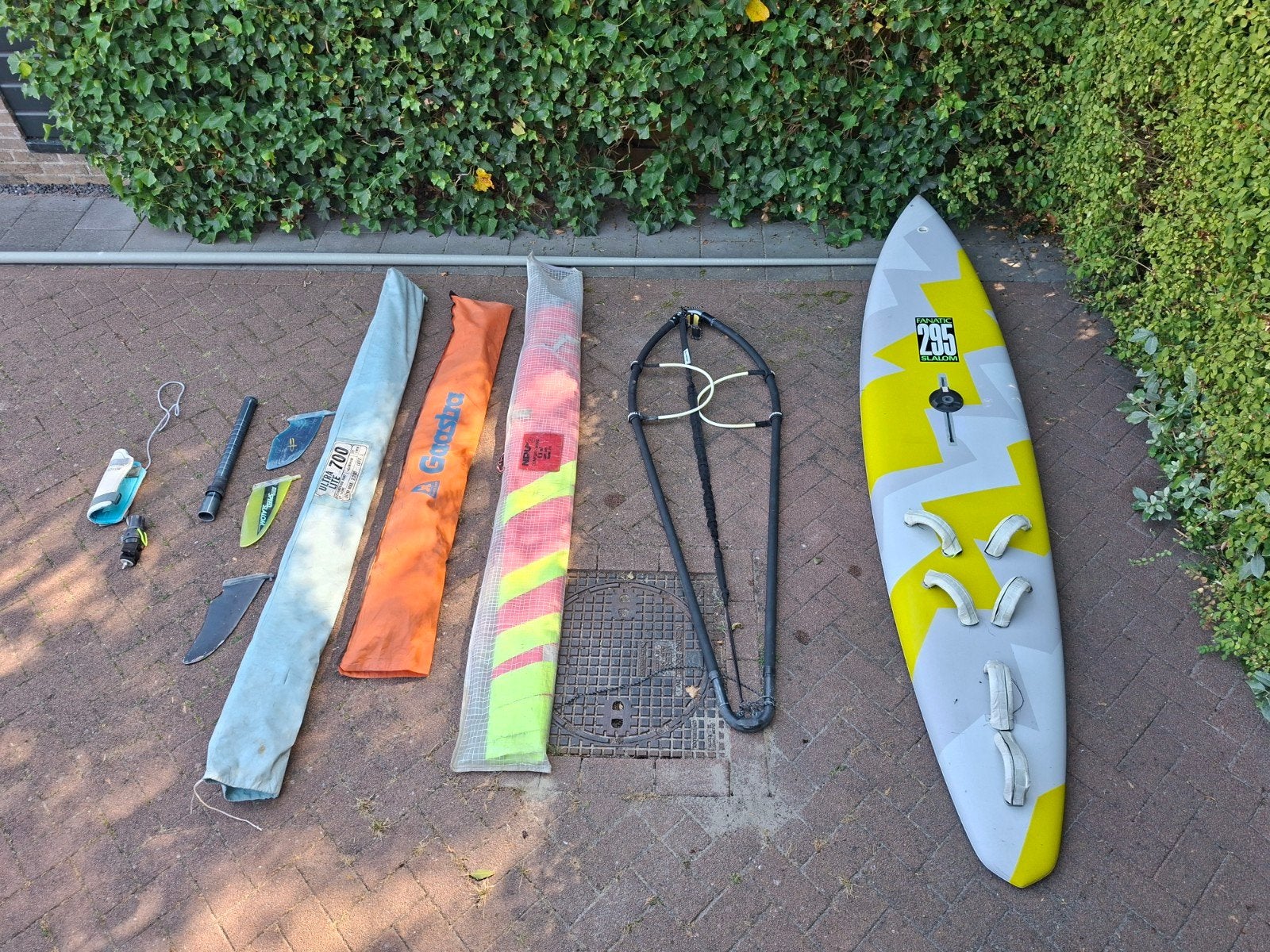 Old school windsurf set, Watersport en Boten, Windsurfen, Gebruikt, Complete set, Fanatic, 250 tot 300 cm, Met vin(nen), Met giek