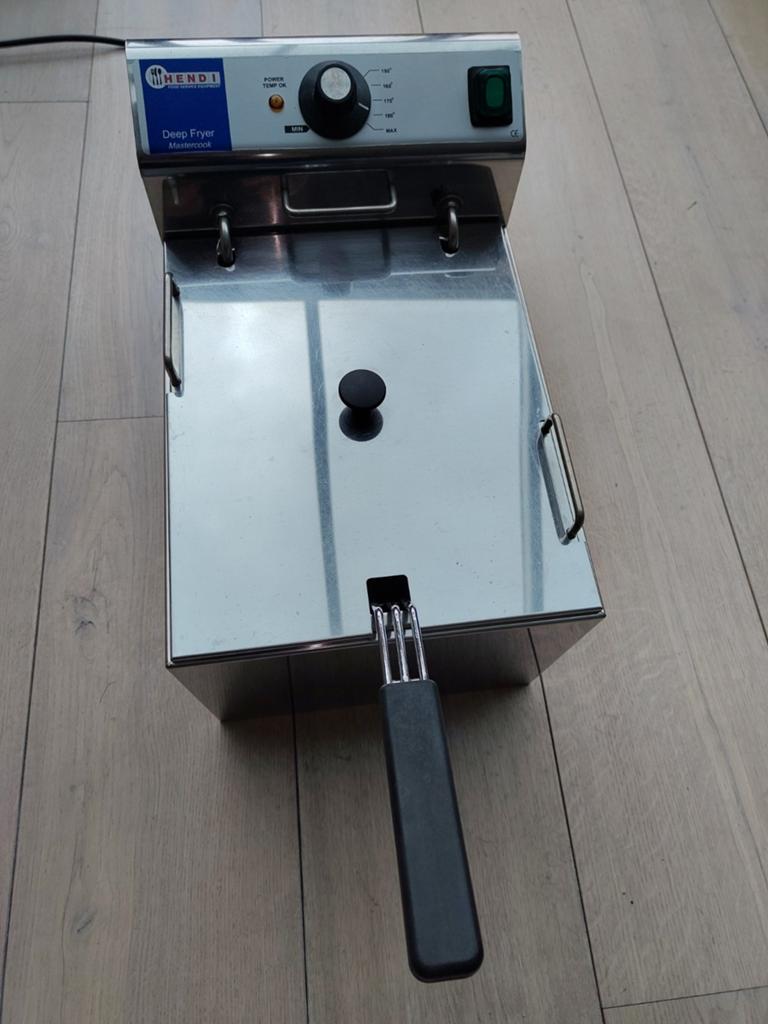 Hendi friteuse, 4 liter of meer, Ophalen, Gebruikt, Uitneembare binnenpan