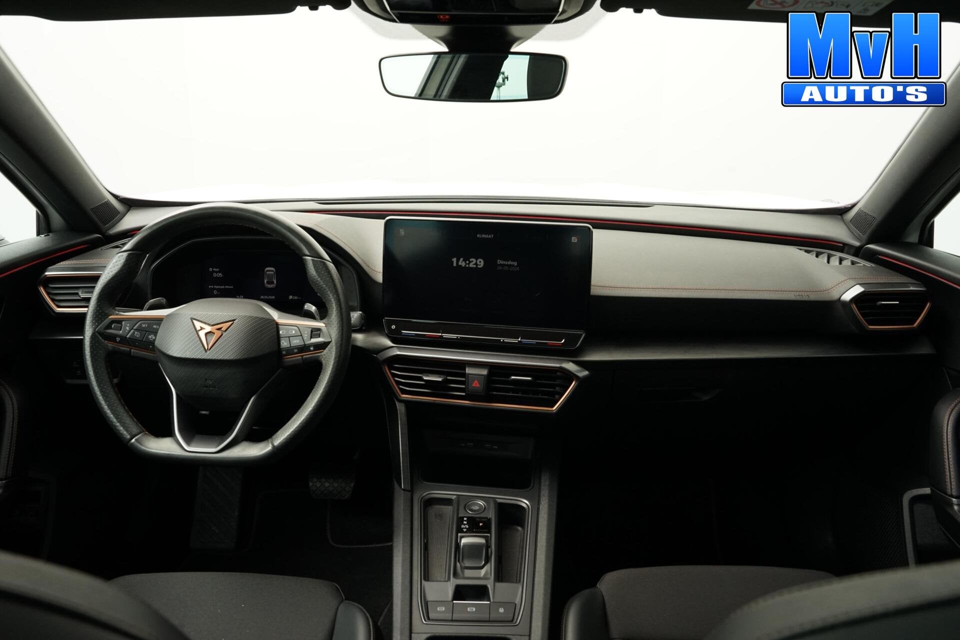 CUPRA Formentor 1.4 PHEV VZ Performance|PANO|STUUR.VERW|SOH1, Auto's, Dealer onderhouden, Gebruikt, 4 cilinders, Wit
