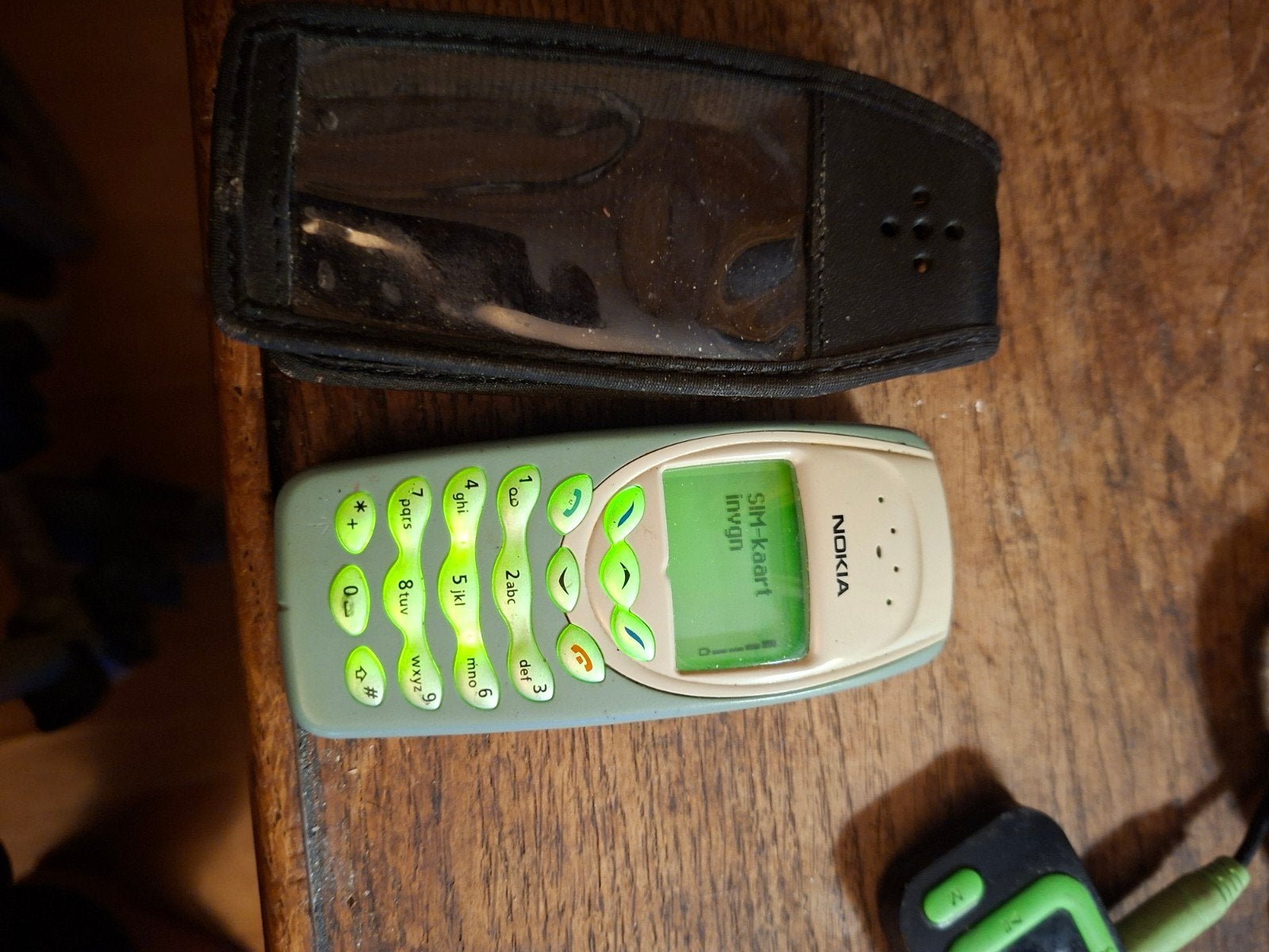 Nokia 3310 - met nieuw hoesje en batterij, Telecommunicatie, Gebruikt, Overige kleuren, Geen camera, Fysiek toetsenbord