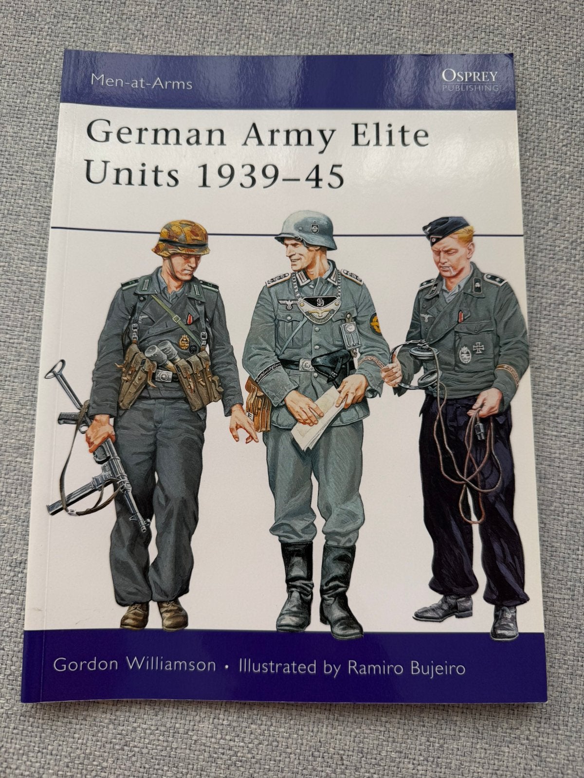 Osprey Men at Arms German Army Elite Units 1939-45, Tweede Wereldoorlog, Ophalen of Verzenden, Zo goed als nieuw, Landmacht