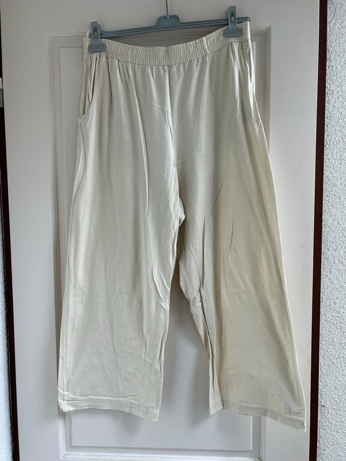 Beige/ creme - broek - Skandika - XL, Kleding | Dames, Verzenden, Beige, Maat 46/48 (XL) of groter, Zo goed als nieuw