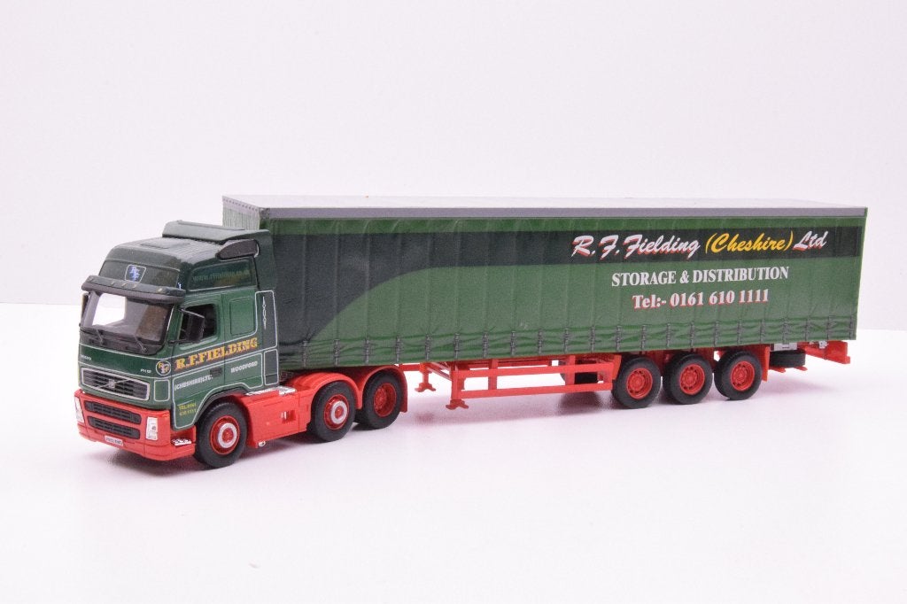 Volvo FH  ''  R.J Fielding Ltd  Woodford ''  Cararama, Ophalen of Verzenden, Zo goed als nieuw, Bus of Vrachtwagen, Overige merken