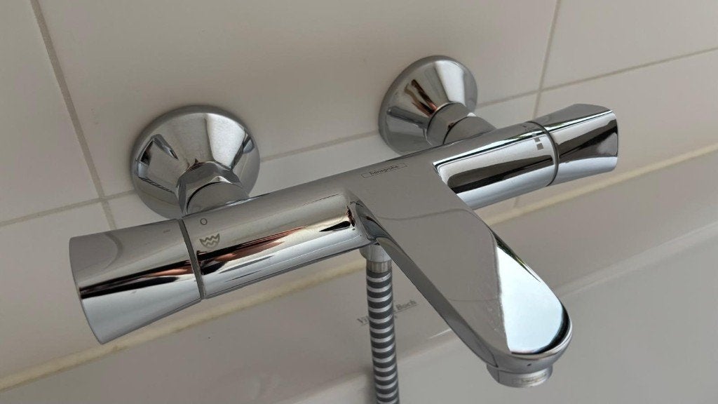 Hansgrohe Ecostat Universal badthermostaat + douchekophouder, Ophalen, Zo goed als nieuw, Chroom, Bad