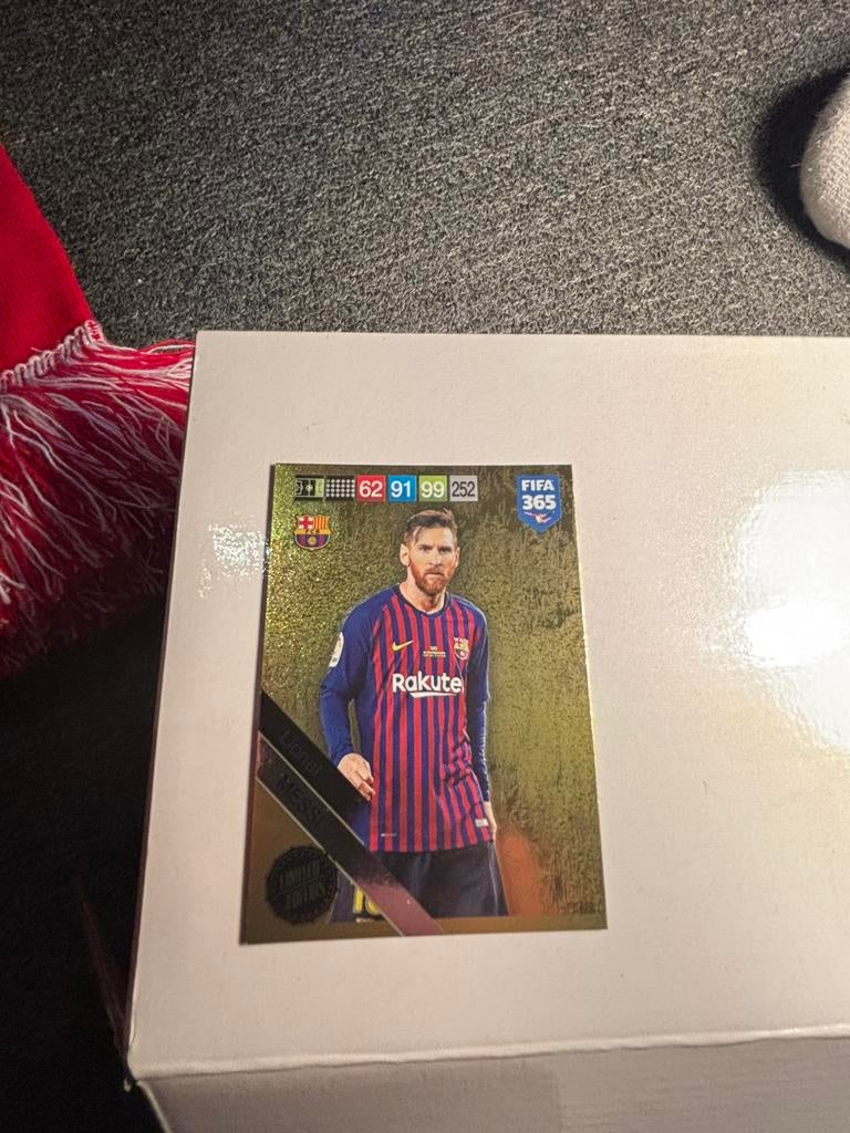 4 zeldzame limited edition adrenalyn voetbalkaarten, Verzamelen, Sportartikelen en Voetbal, Ophalen of Verzenden, Zo goed als nieuw