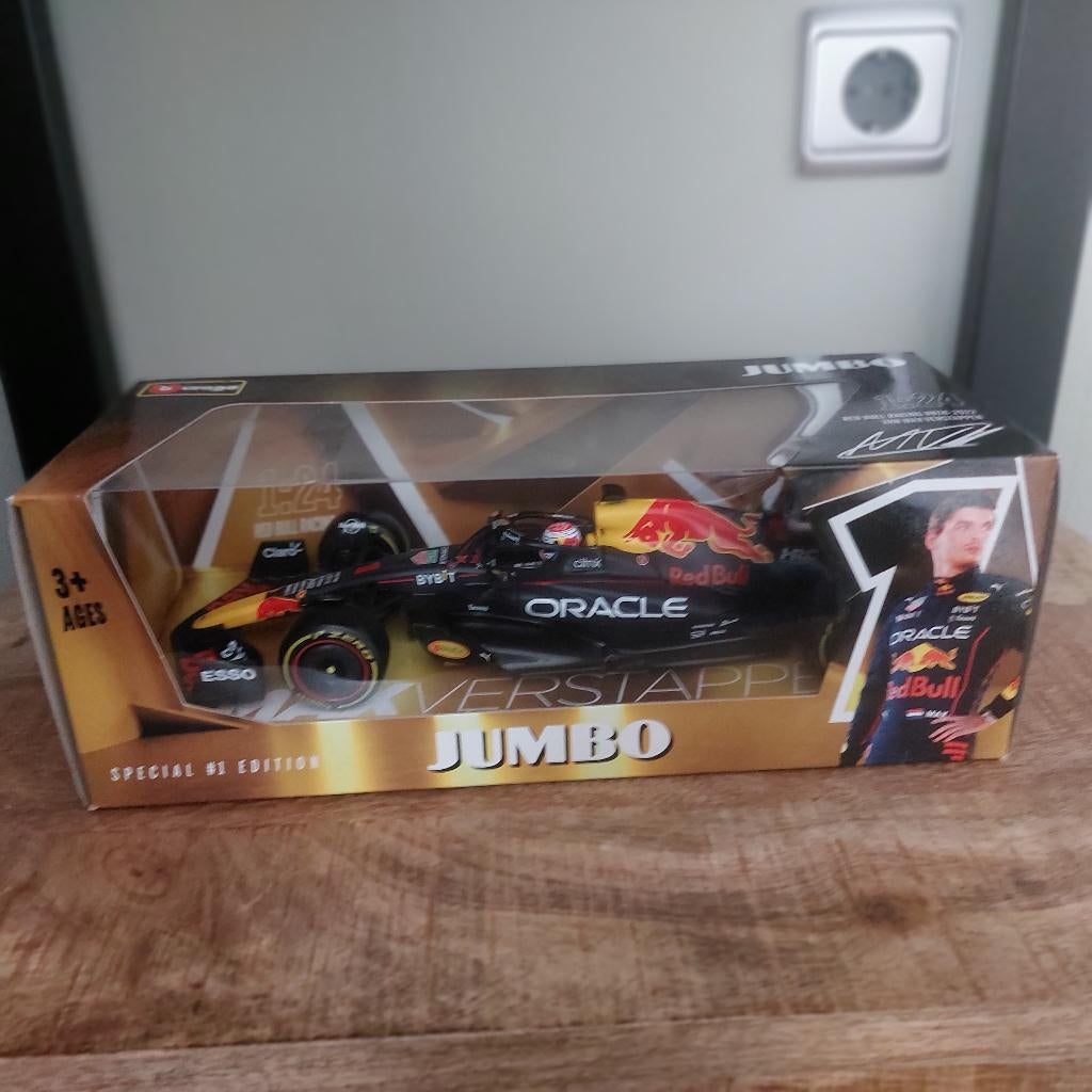 Redbull RB 18 1 op 24 Bburago F1 Max Verstappen, Hobby en Vrije tijd, Modelauto's | 1:24, Ophalen of Verzenden, Nieuw, Auto, Bburago