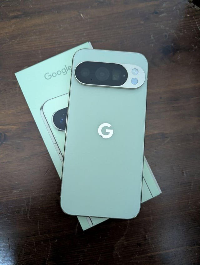 Google Pixel 10 Pro XL 256GB, Telecommunicatie, Ophalen, Zo goed als nieuw, Klassiek of Candybar, Met simlock