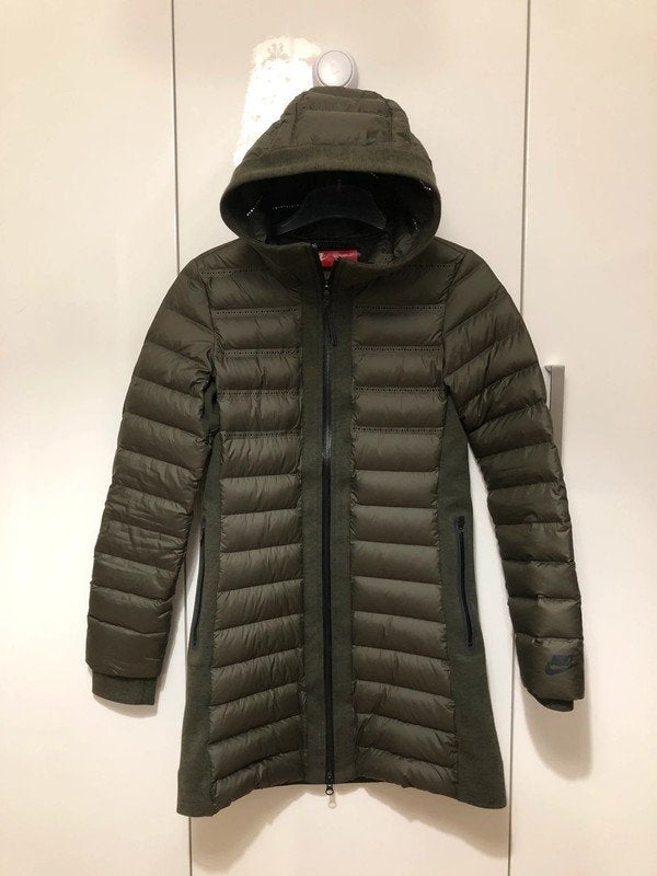 Nike Tech Fleece Aeroloft 800 down parka jas groen XS, Kleding | Dames, Nike, Ophalen of Verzenden, Zo goed als nieuw, Maat 34 (XS) of kleiner