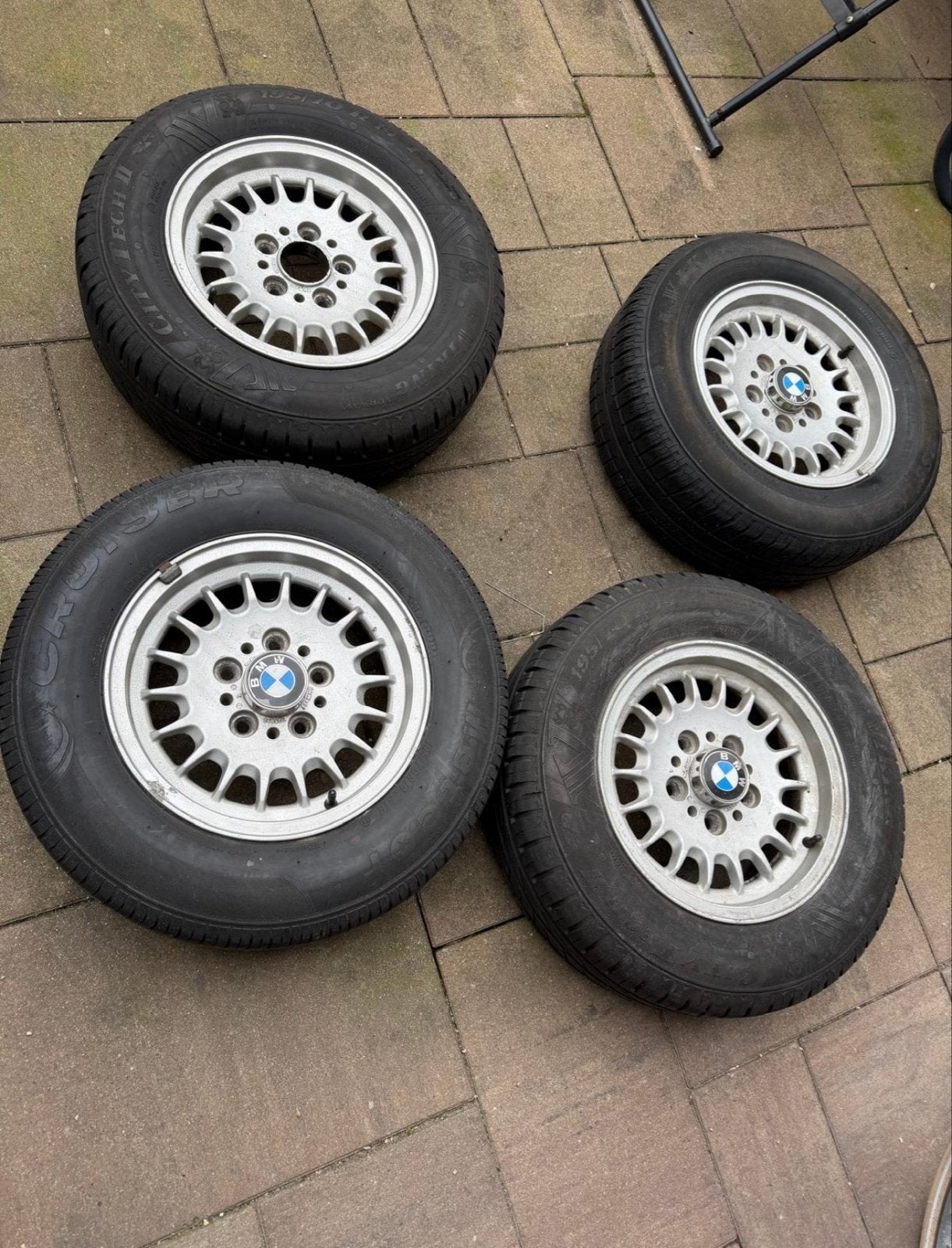 BMW e28 velgen met zomerbanden - 15 inch, Auto-onderdelen, Banden en Velgen, Ophalen, Gebruikt, 15 inch, Banden en Velgen