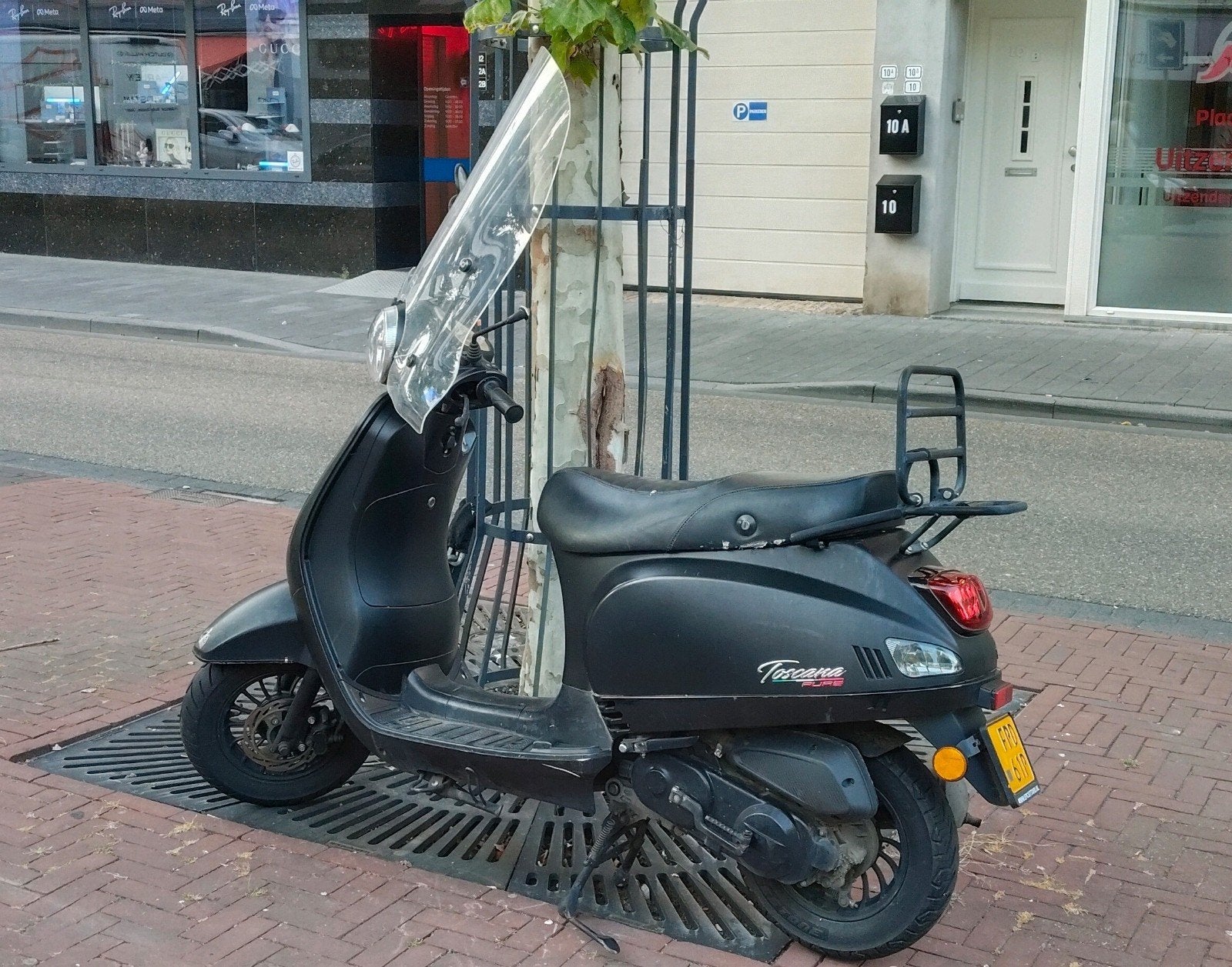 Toscana Pure Scooter - Heeft wat liefde nodig, Fietsen en Brommers, Snorfietsen en Snorscooters, Gebruikt, Benzine, Ophalen, Overige merken