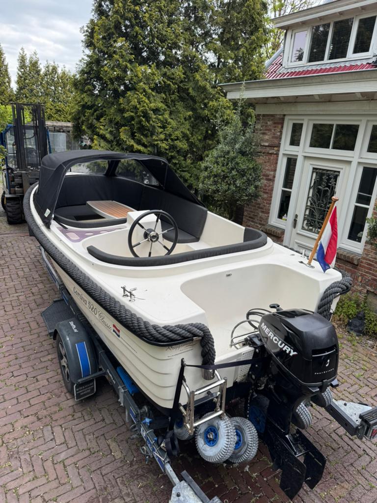 Corsiva 520 + 15pk Mercury Elektrische TRIM *ZGAN* buiskap, Ophalen of Verzenden, Zo goed als nieuw, Corsiva, Buiskap