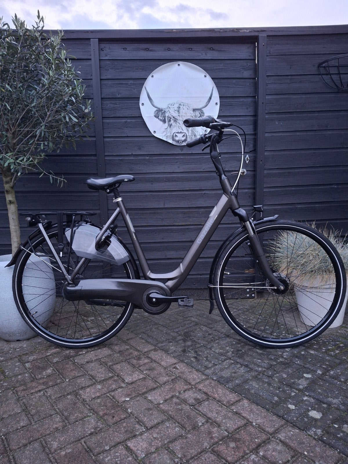 Gazelle Orange C7+ damesfiets meisjesfiets 28 inch H57 ZGAN, Fietsen en Brommers, Fietsen | Meisjes, Versnellingen, Zo goed als nieuw