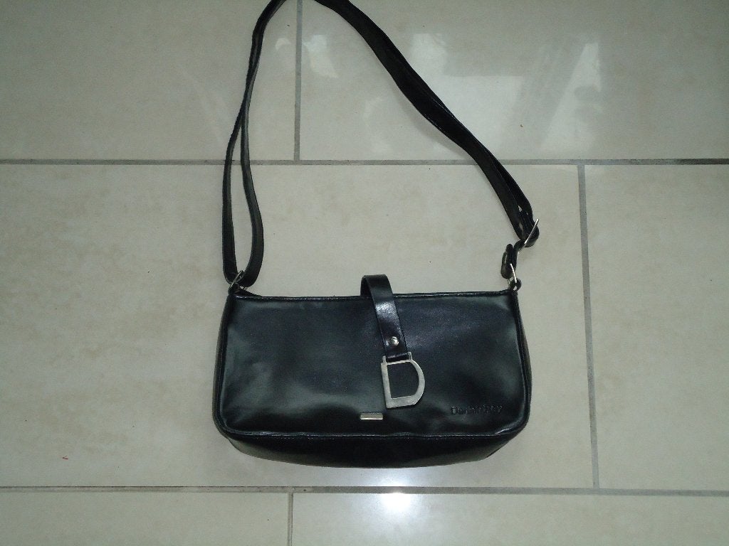 schoudertasje zwart 26 x 13 x 6 cm, Ophalen of Verzenden, Zo goed als nieuw, Zwart, Overige merken