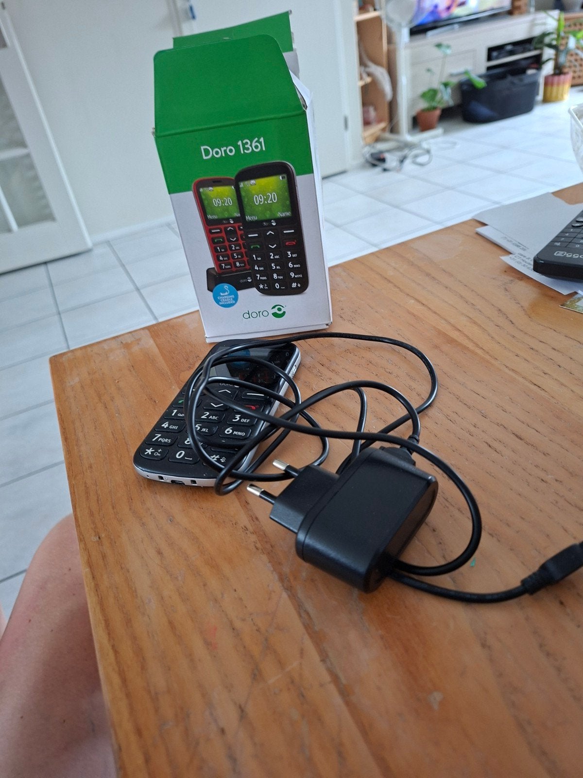Doro 1361 Seniorentelefoon - Zo goed als nieuw, Ophalen of Verzenden, Klassiek of Candybar, Zonder simlock, Zonder abonnement