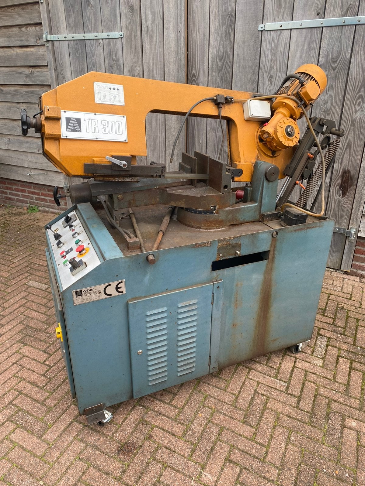 Anbas TR300 bandzaag lintzaag metaalzaag, Doe-het-zelf en Verbouw, 70 mm of meer, Ophalen of Verzenden, Zo goed als nieuw, Lintzaag