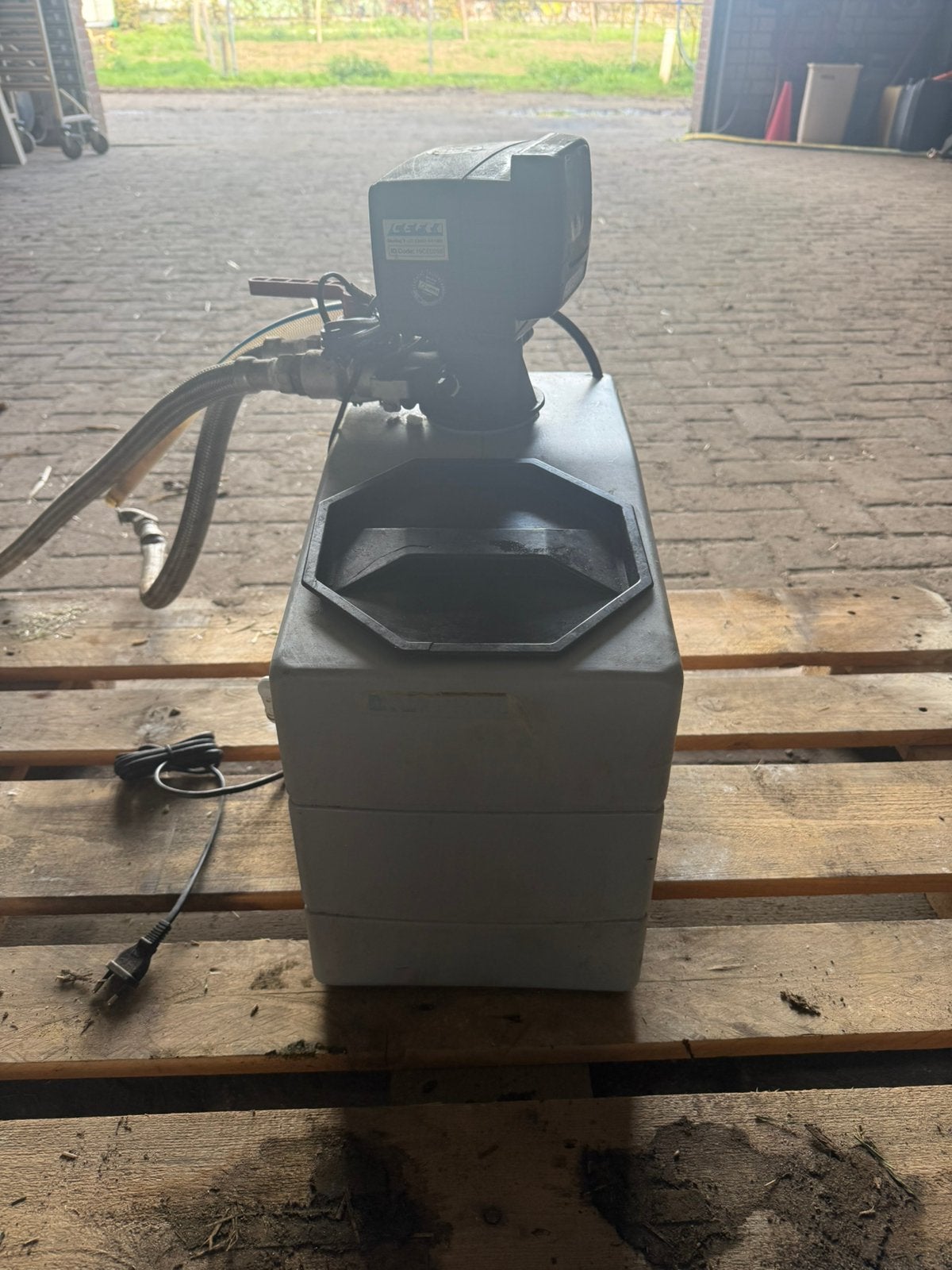 Lubron Proline SXT2 waterontharder, Witgoed en Apparatuur, Ophalen, Gebruikt, Waterontharder met zout