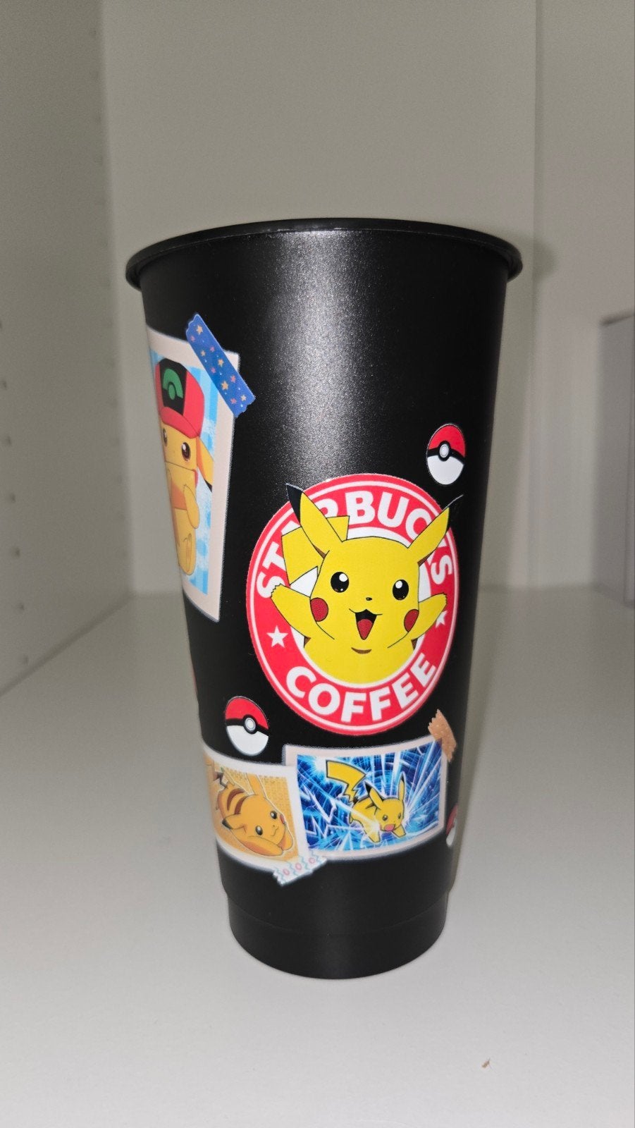Starbucks Pikachu beker - Zwart met Pokémon stickers, Ophalen of Verzenden, Nieuw, Overige typen