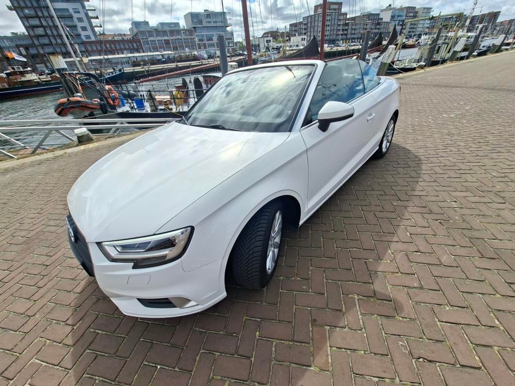 Audi A3 1.4 Tfsi 116pk S Tronic 2018 Wit, Auto's, Audi, Zwart, Cabriolet, 4 stoelen, Wit