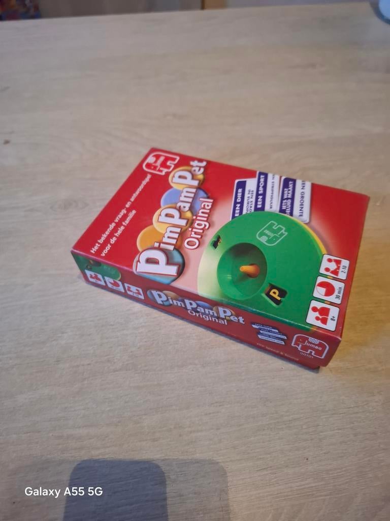 Pim Pam Pet Original - Het bekende vraag- en antwoordspel, Vijf spelers of meer, Ophalen of Verzenden, Reisspel, Info@jumbo.eu