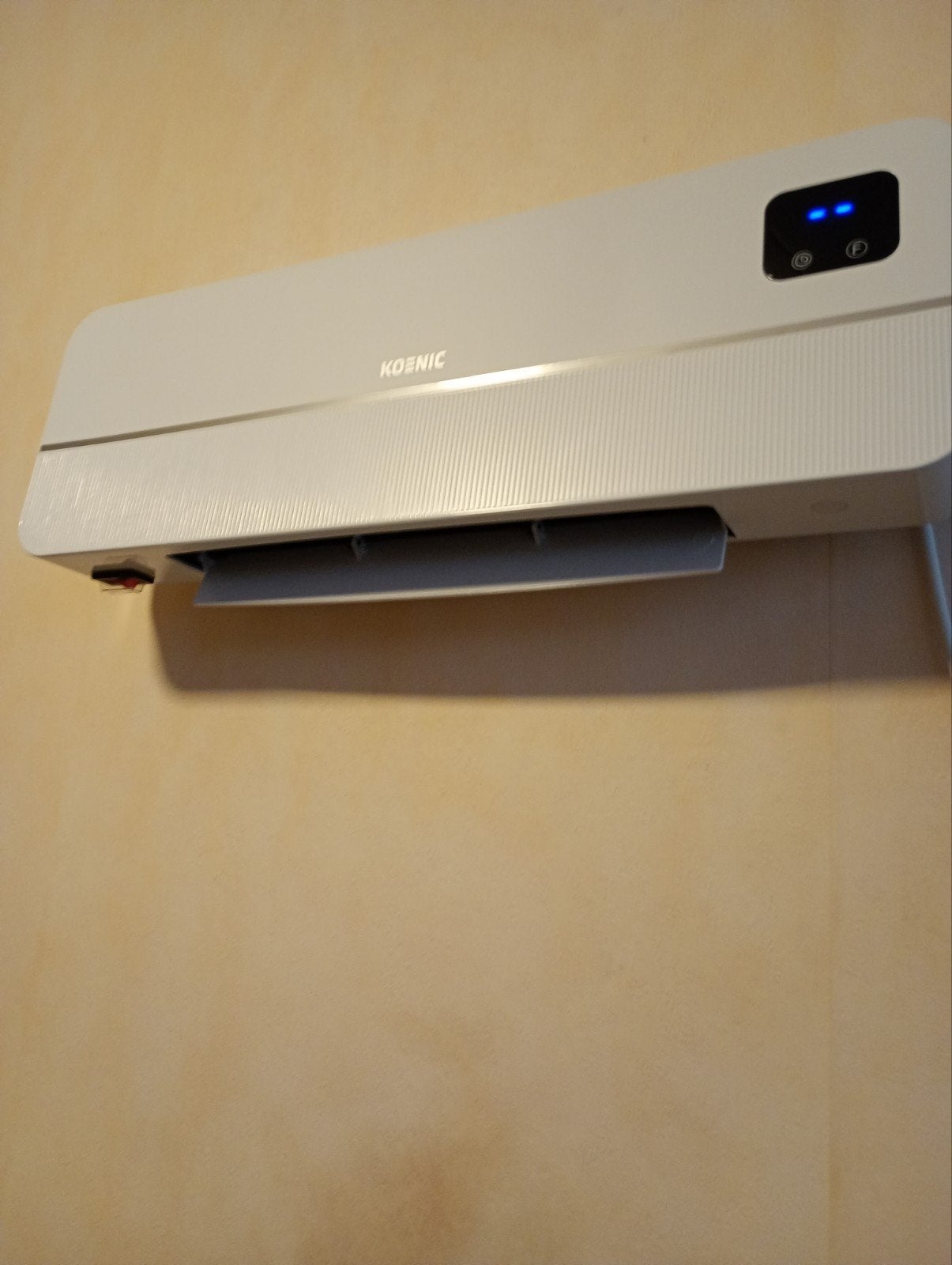 Koenic Wandventilator/Verwarming - 2000W, Ophalen, Verwarmen, Minder dan 60 m³, 3 snelheden of meer