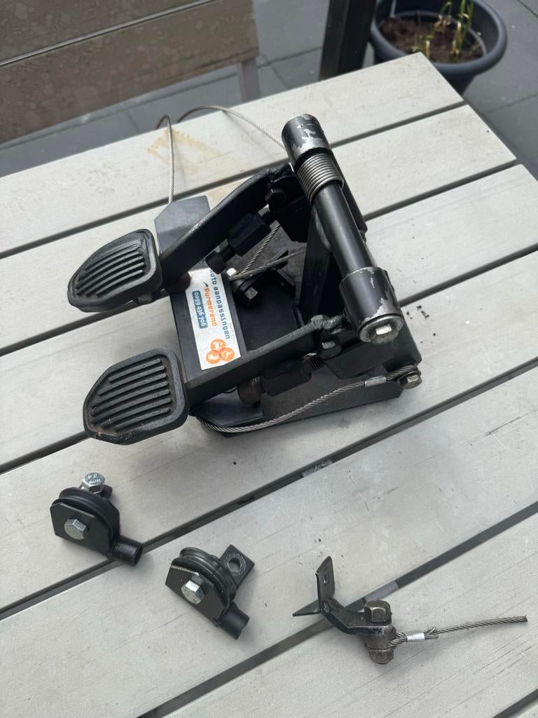 Dubbele bediening lesauto - Universeel, Auto diversen, Ophalen of Verzenden, Gebruikt
